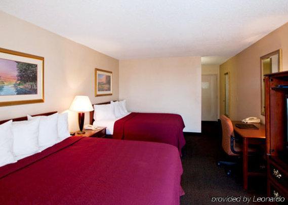 Quality Inn And Conference Center I-80 Grand Island Доніфен Номер фото